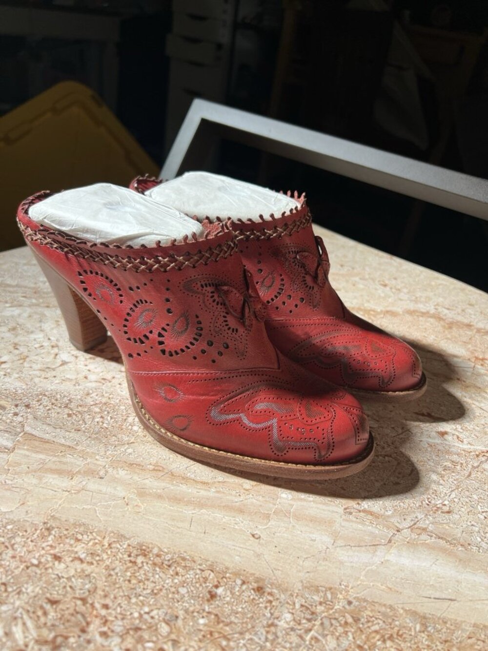 Vince Camuto Red Leather Western Mule Booties Butterfly Cutout Women’s 7B
